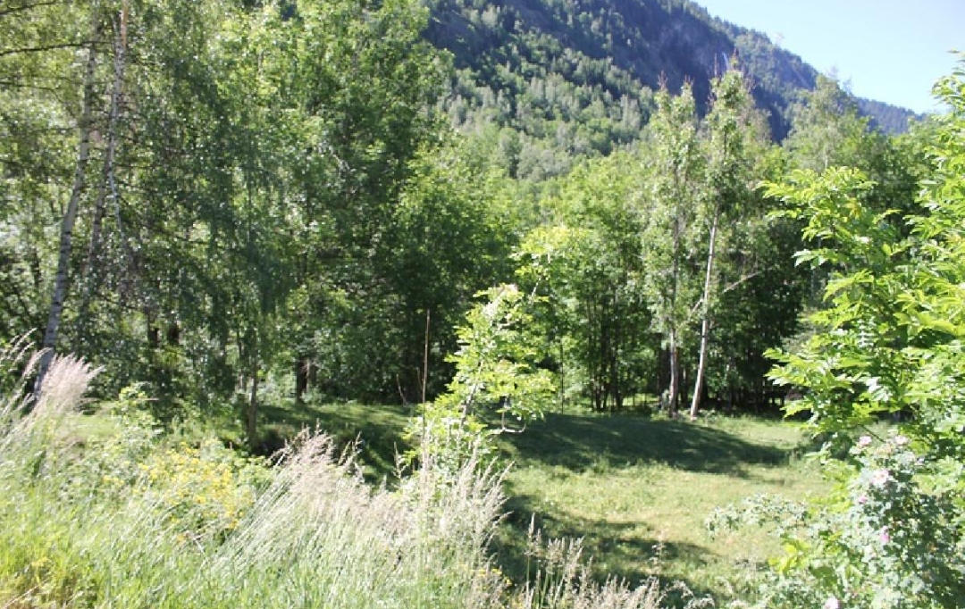 GRIET IMMO : Ground | VAUJANY (38114) | 772 m2 | 298 000 € 